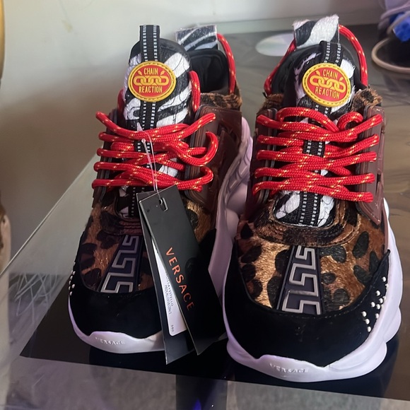 Versace Chain Reaction “animal print” - Picture 3 of 3